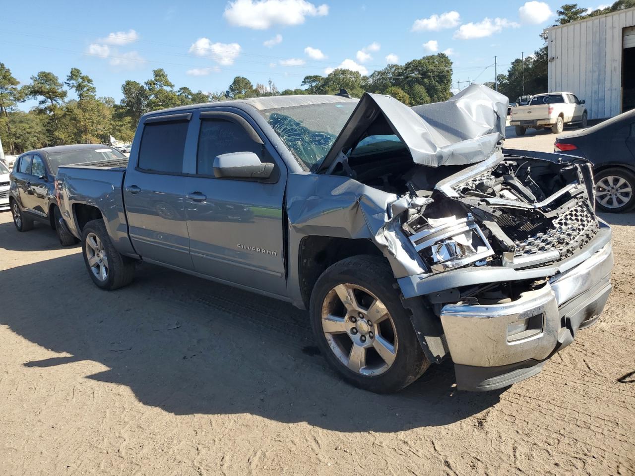 2015 Chevrolet Silverado - Image 4
