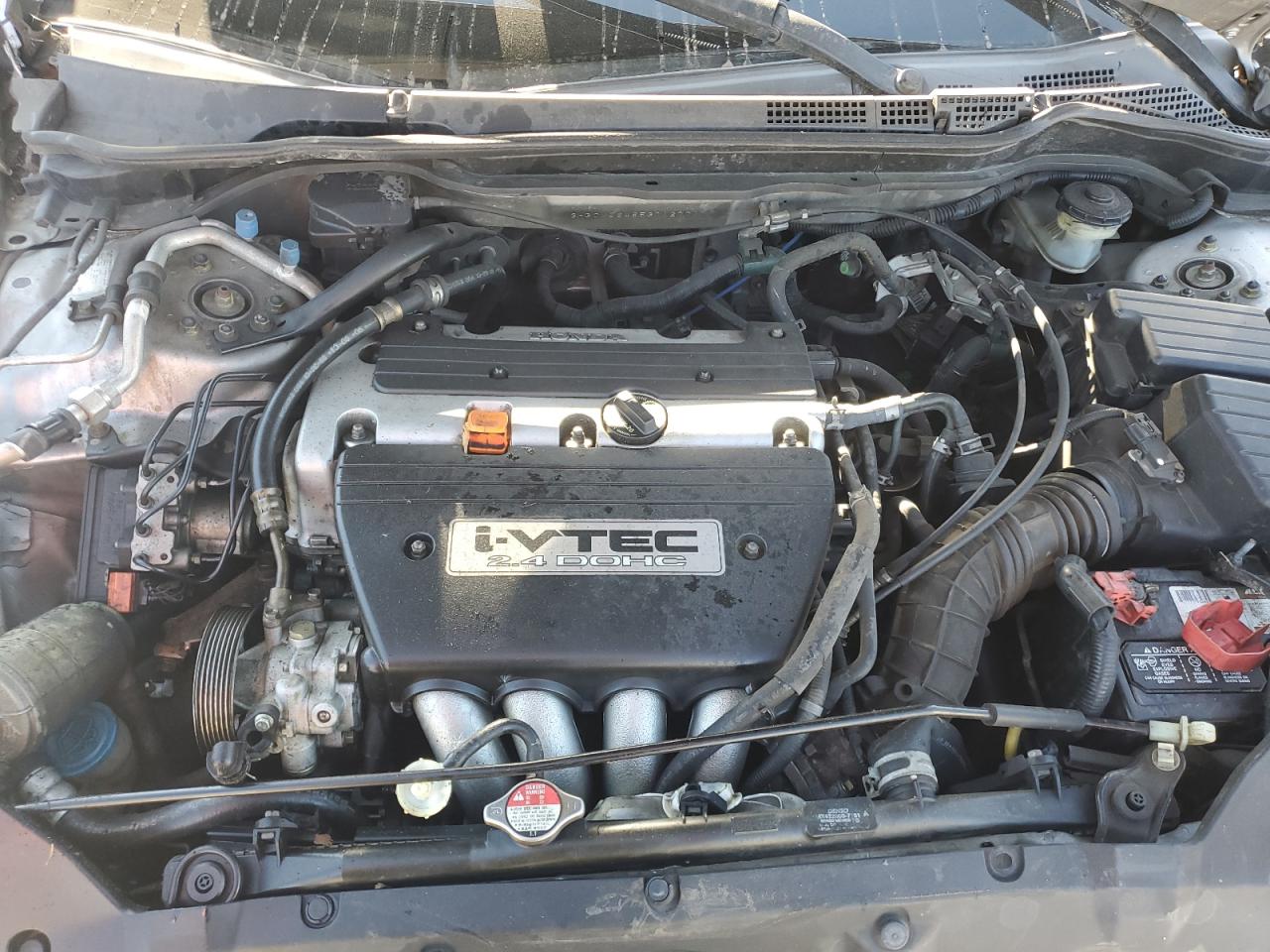2005 Honda Accord - Image 11