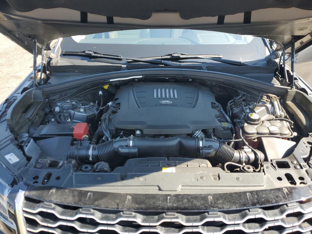 2018 Land Rover Range Rover Velar S VIN: SALYB2RV6JA728997 Lot: 74004144