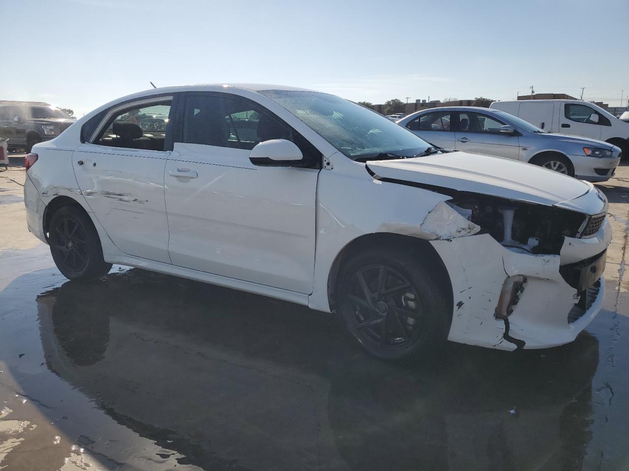 2019 Kia Rio - Image 4