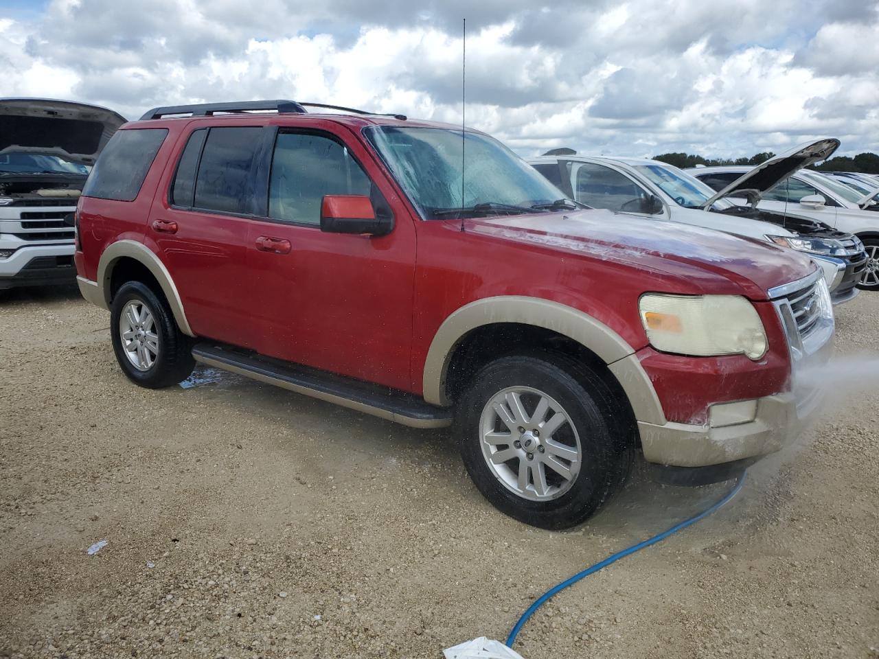 2010 Ford Explorer - Image 4