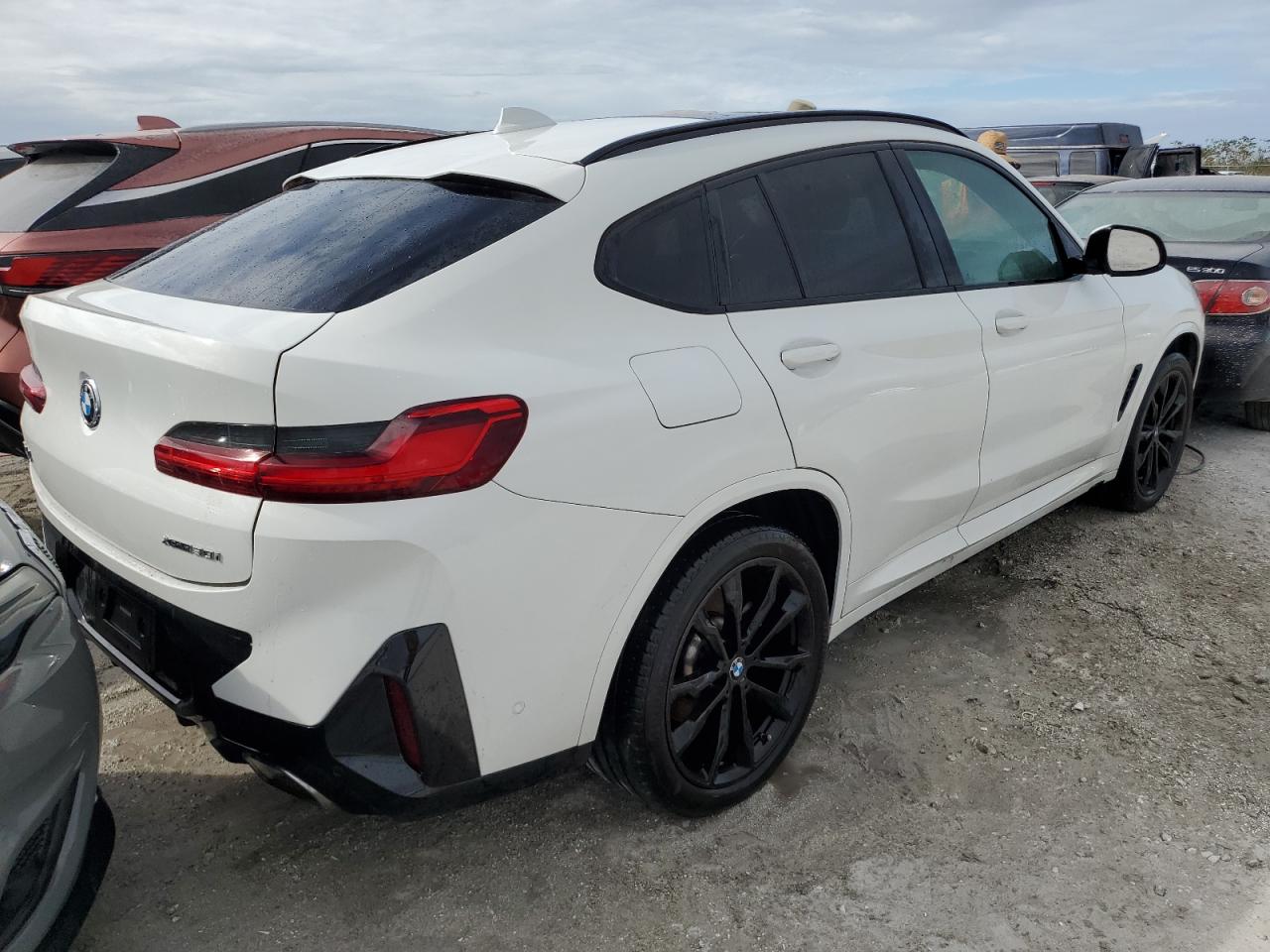 2022 BMW X4 xDrive30I VIN: 5UX33DT08N9K73406 Lot: 76697084