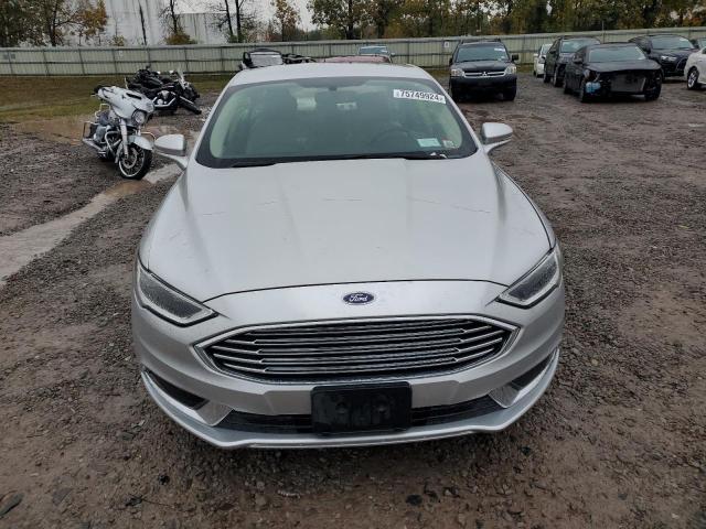  FORD FUSION 2018 Srebrny