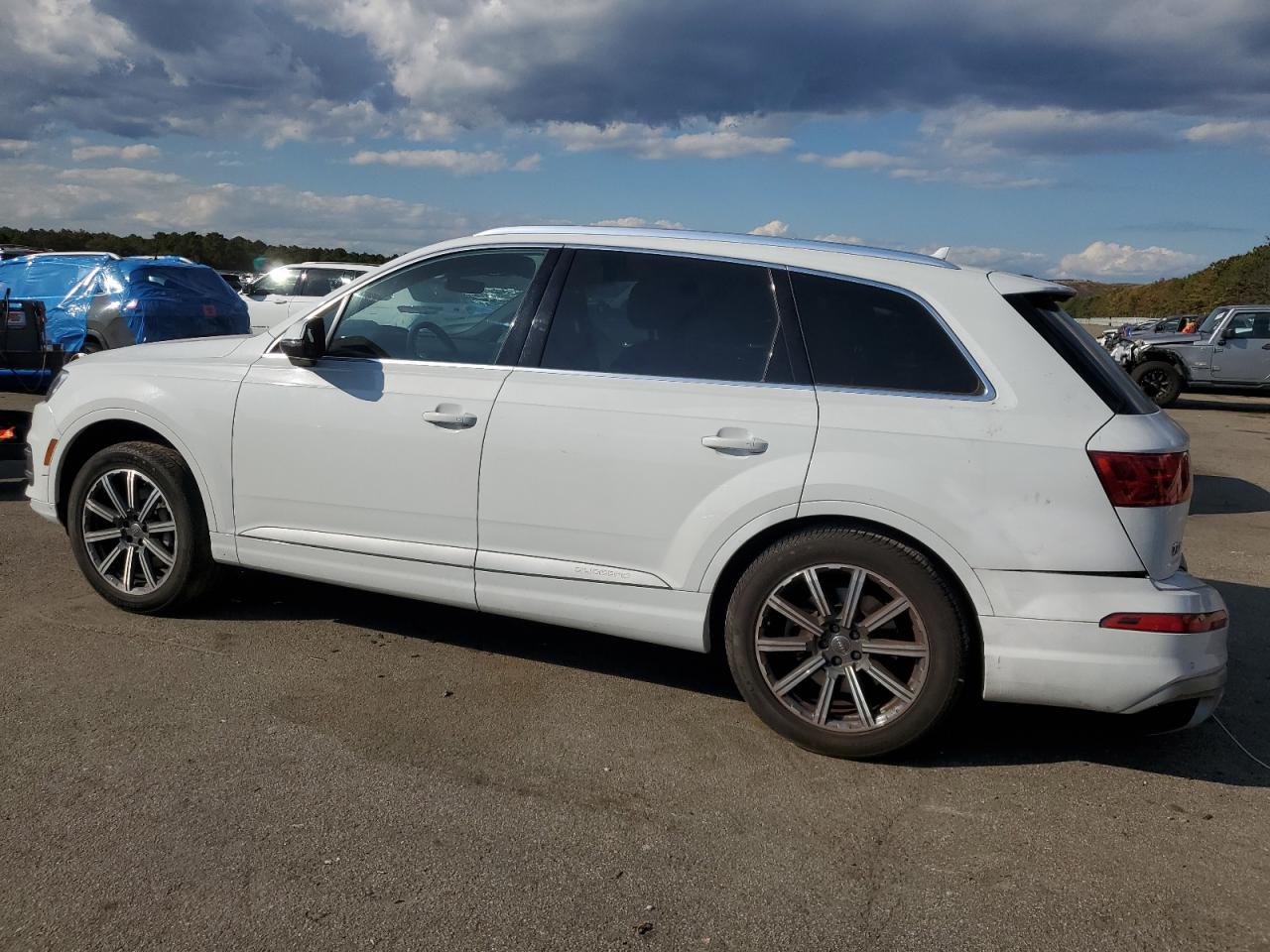 WA1LAAF71HD026254 2017 Audi Q7 Premium Plus