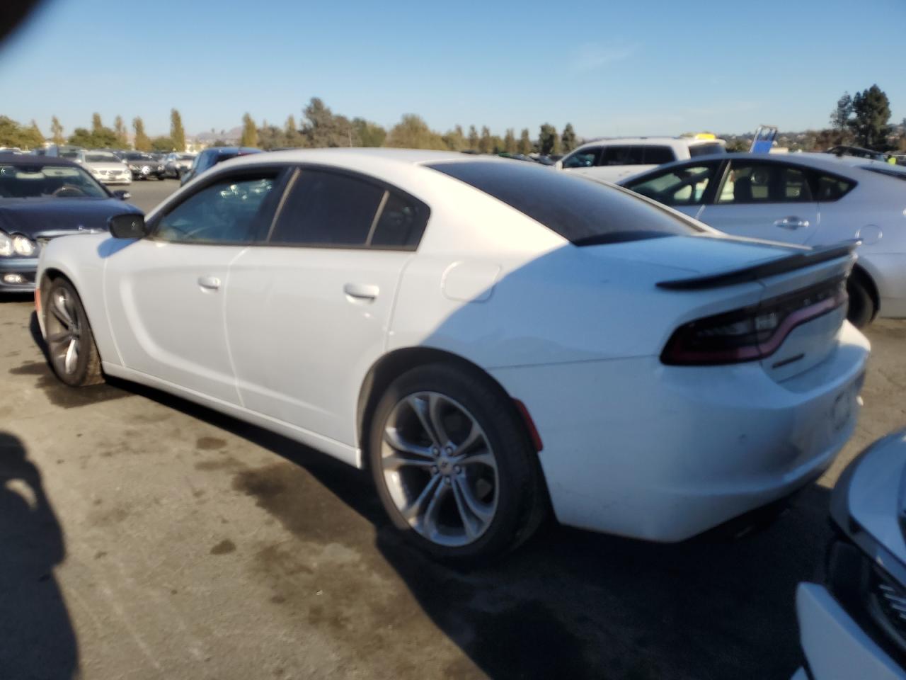 2018 Dodge Charger - Image 2
