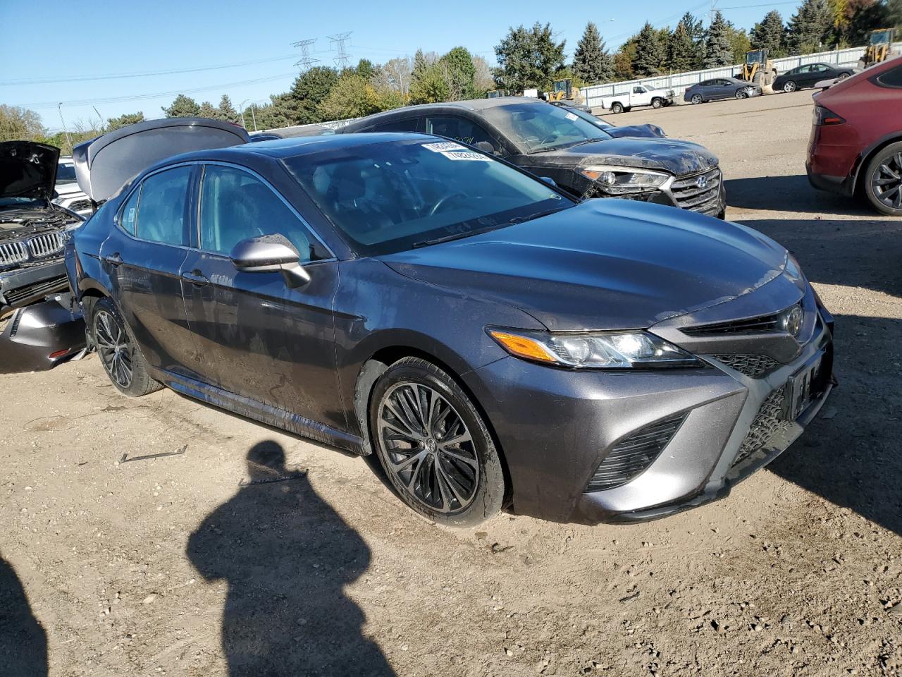 VIN 4T1B11HK7JU577759 2018 TOYOTA CAMRY no.4