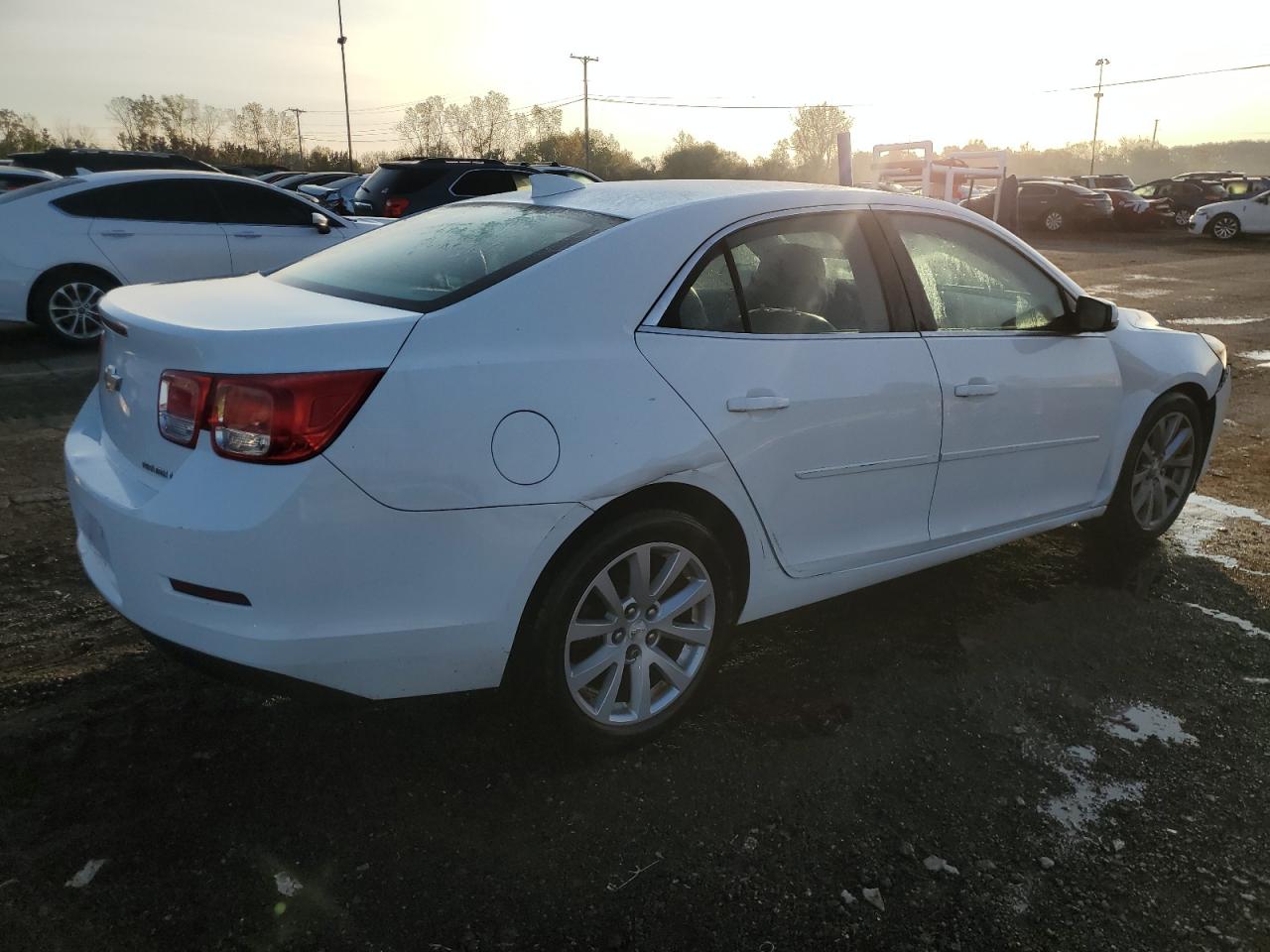 VIN 1G11D5SL1FU122843 2015 CHEVROLET MALIBU no.3