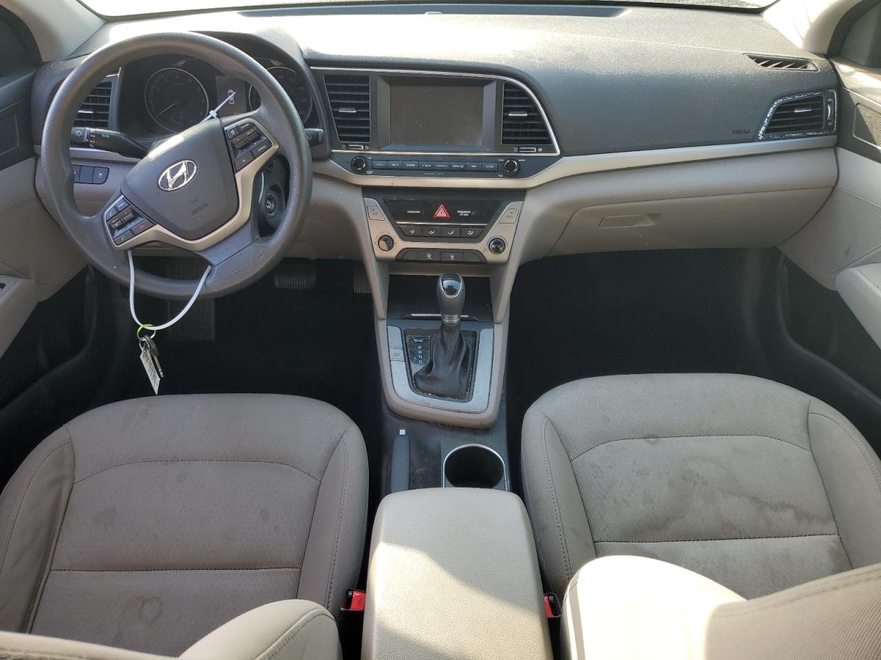 2018 Hyundai Elantra - Image 8