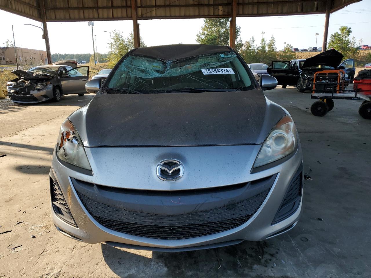 2011 Mazda 3 - Image 5