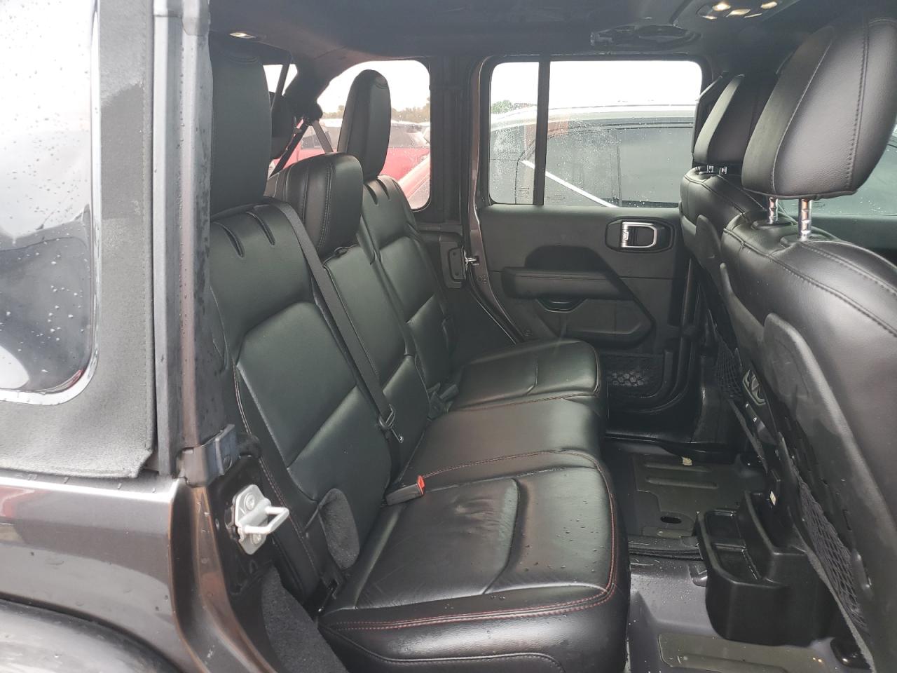 2020 Jeep Wrangler - Image 11