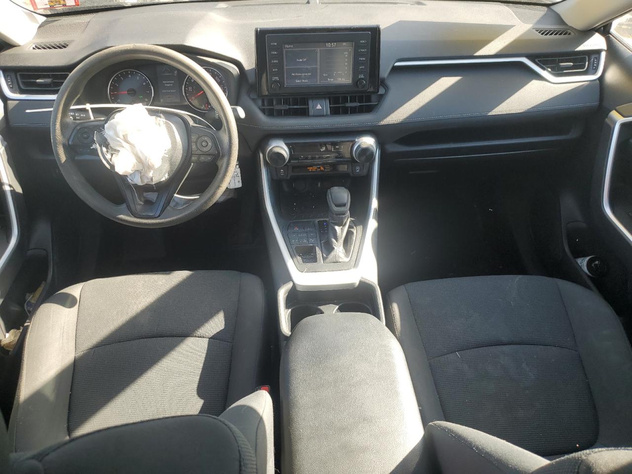 2019 Toyota RAV 4 - Image 8