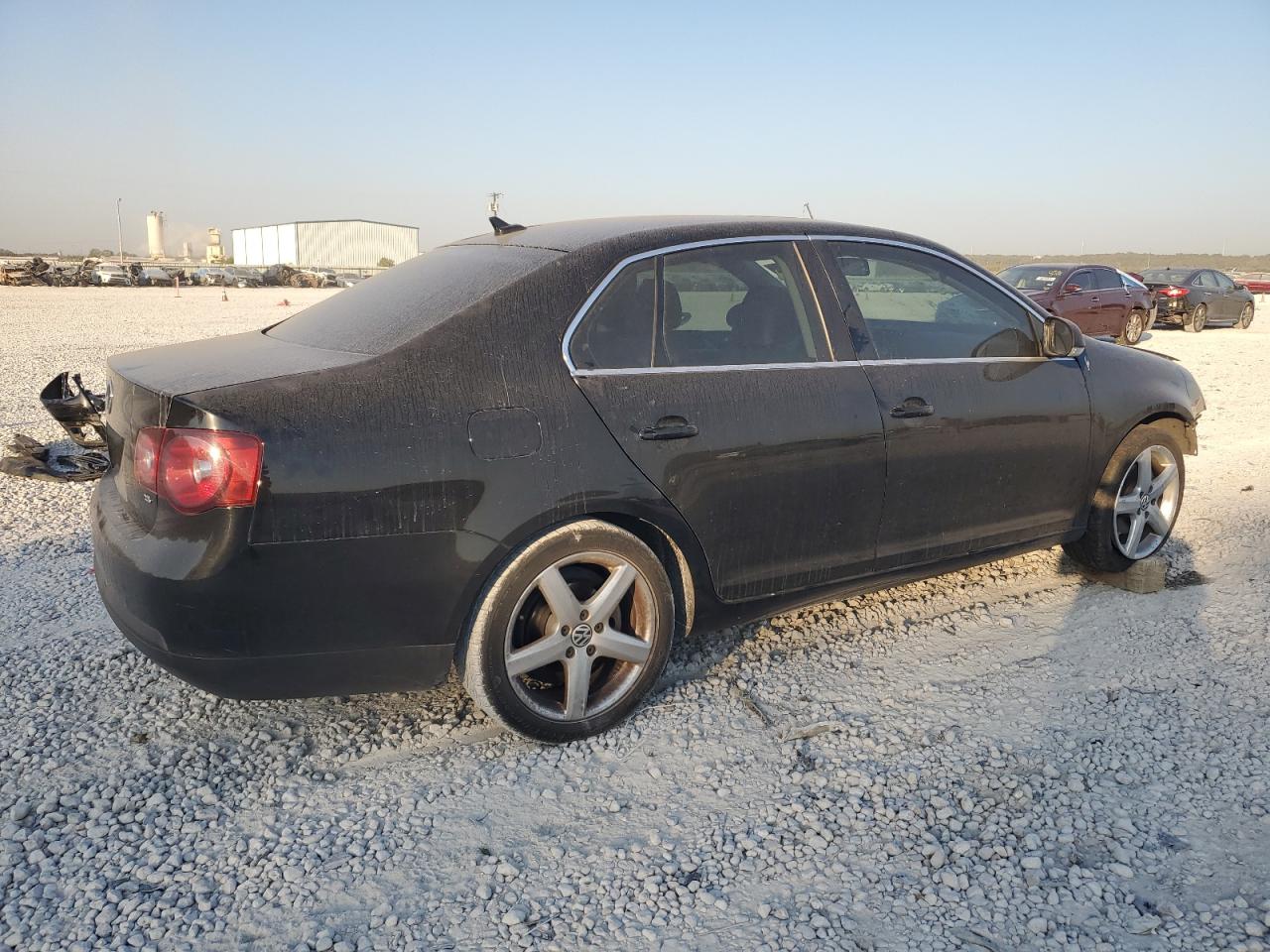 2009 Volkswagen Jetta - Image 3