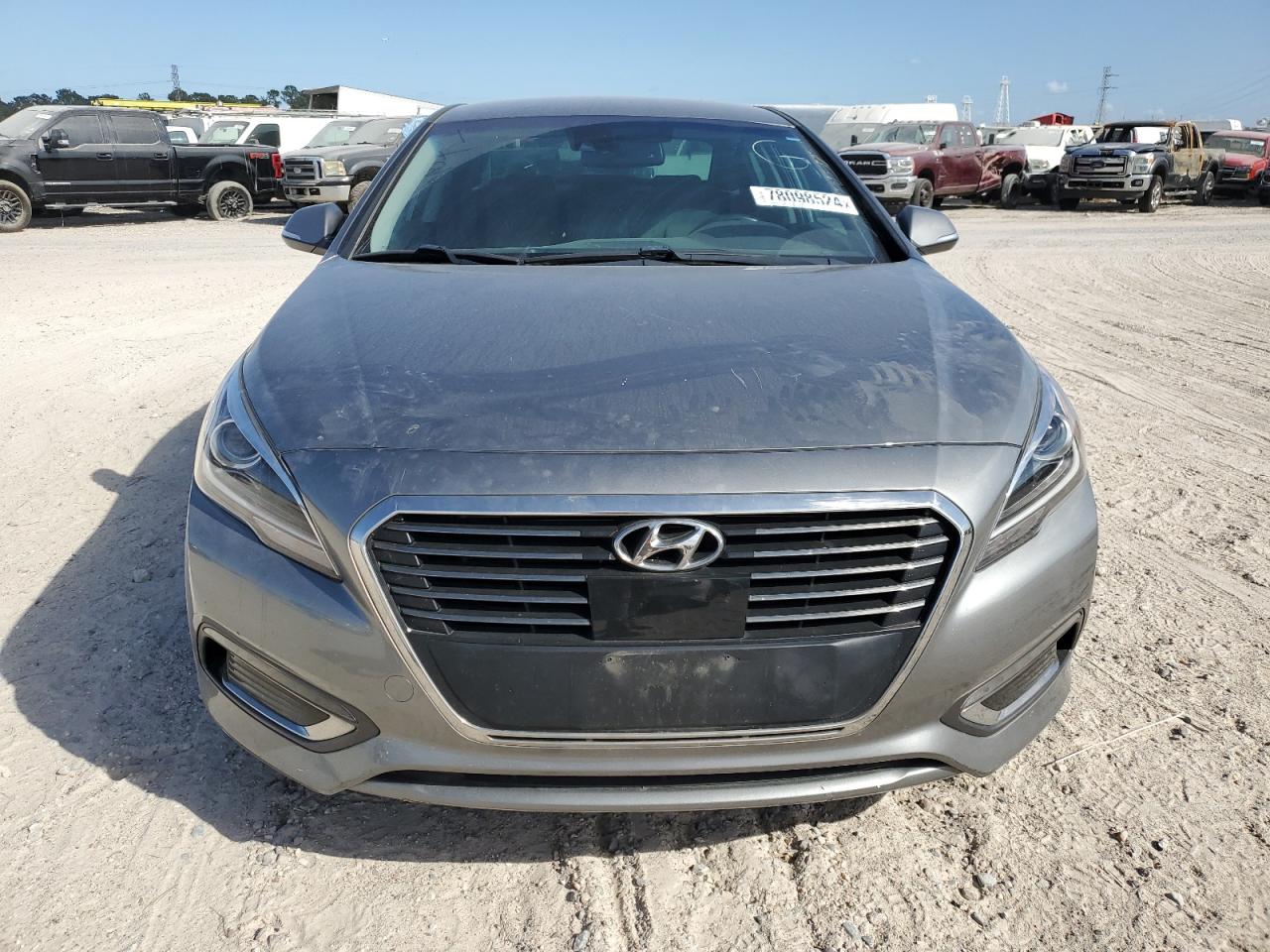 2017 Hyundai Sonata - Image 5
