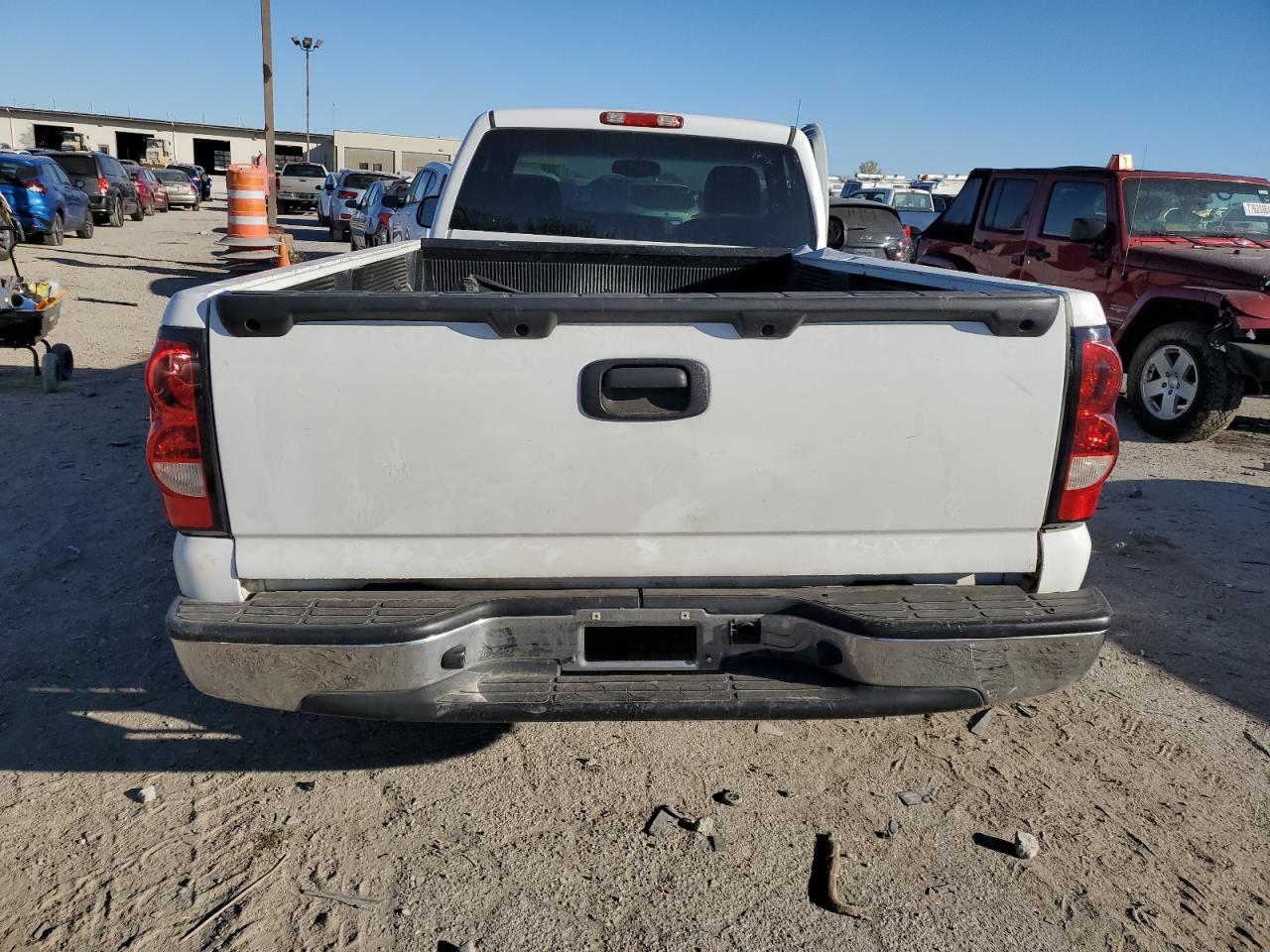 2003 Chevrolet Silverado - Image 6