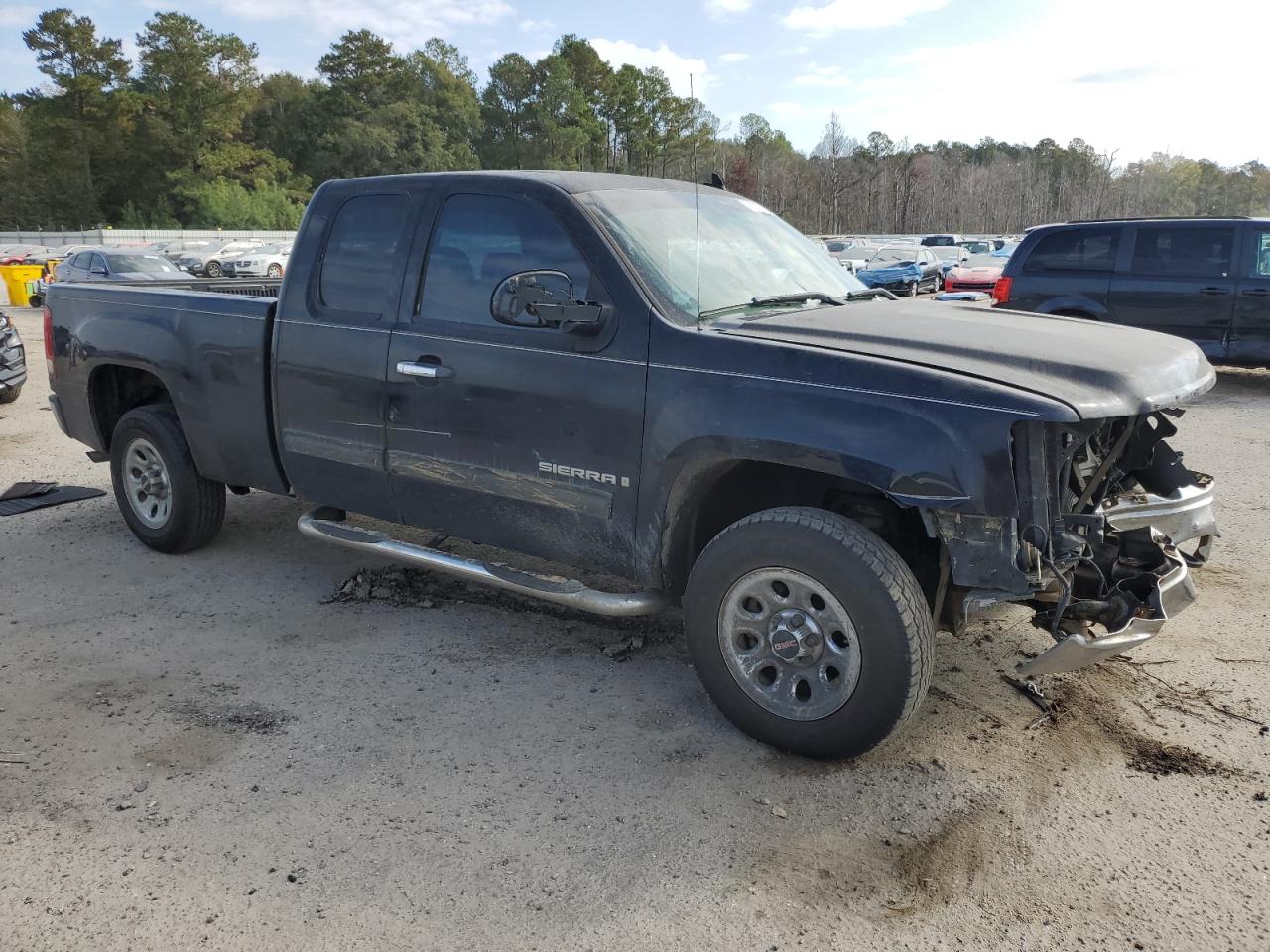 2009 GMC Sierra - Image 4
