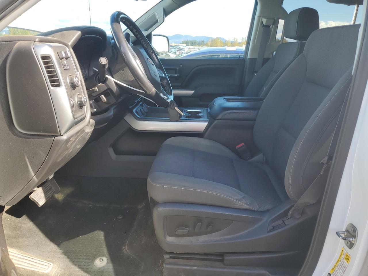 2016 Chevrolet Silverado - Image 7