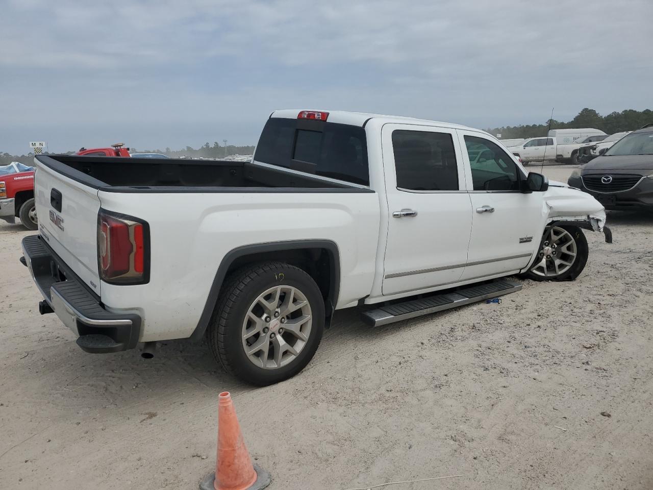 2018 GMC Sierra C1500 Slt VIN: 3GTP1NEC5JG581732 Lot: 76511214