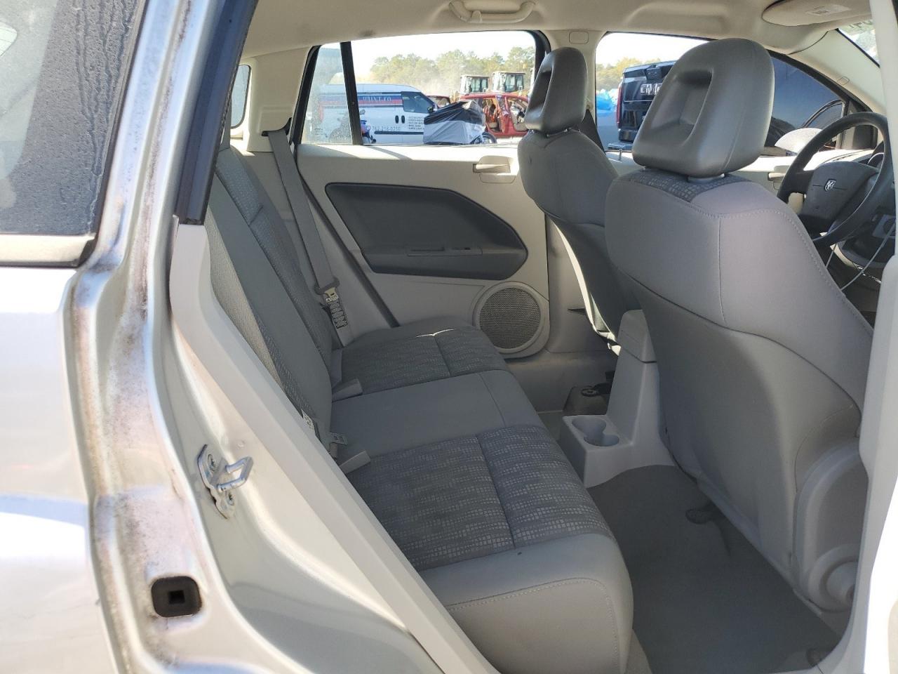 2007 Dodge Caliber - Image 10