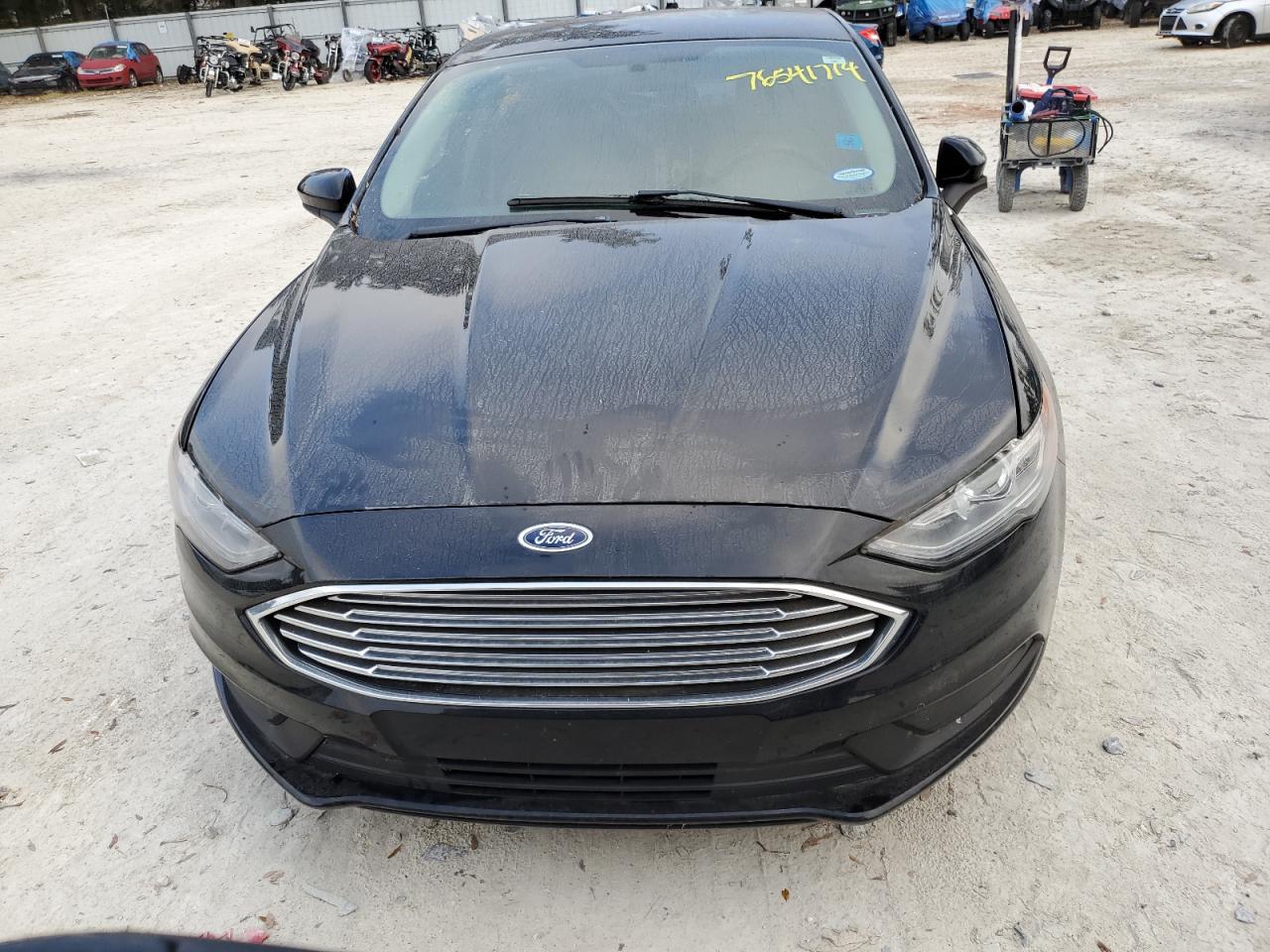 2017 Ford Fusion - Image 5