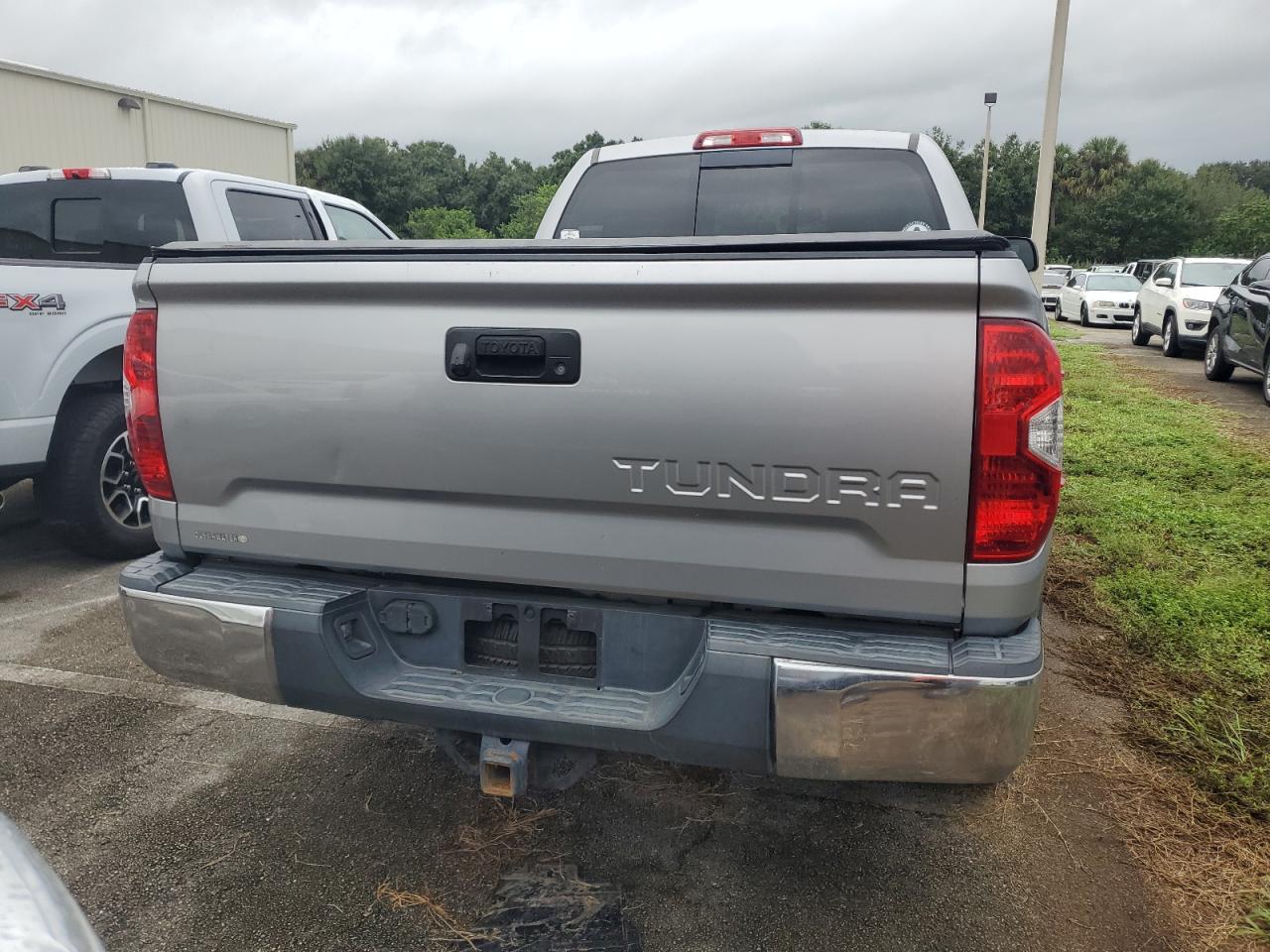 5TFRY5F13EX157937 2014 Toyota Tundra Double Cab Sr