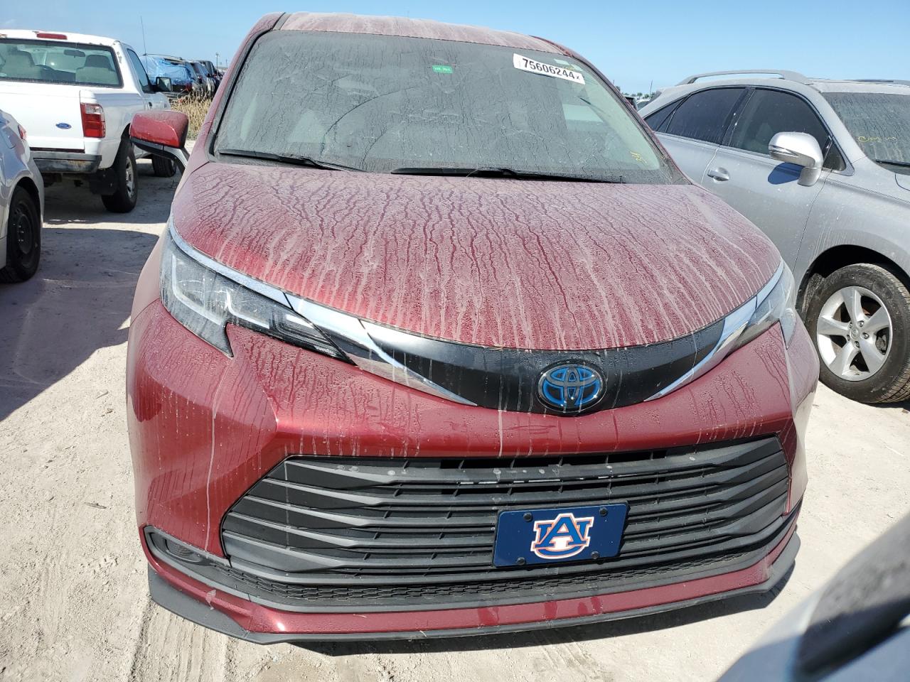 2022 Toyota Sienna Le VIN: 5TDKRKEC1NS101677 Lot: 75606244