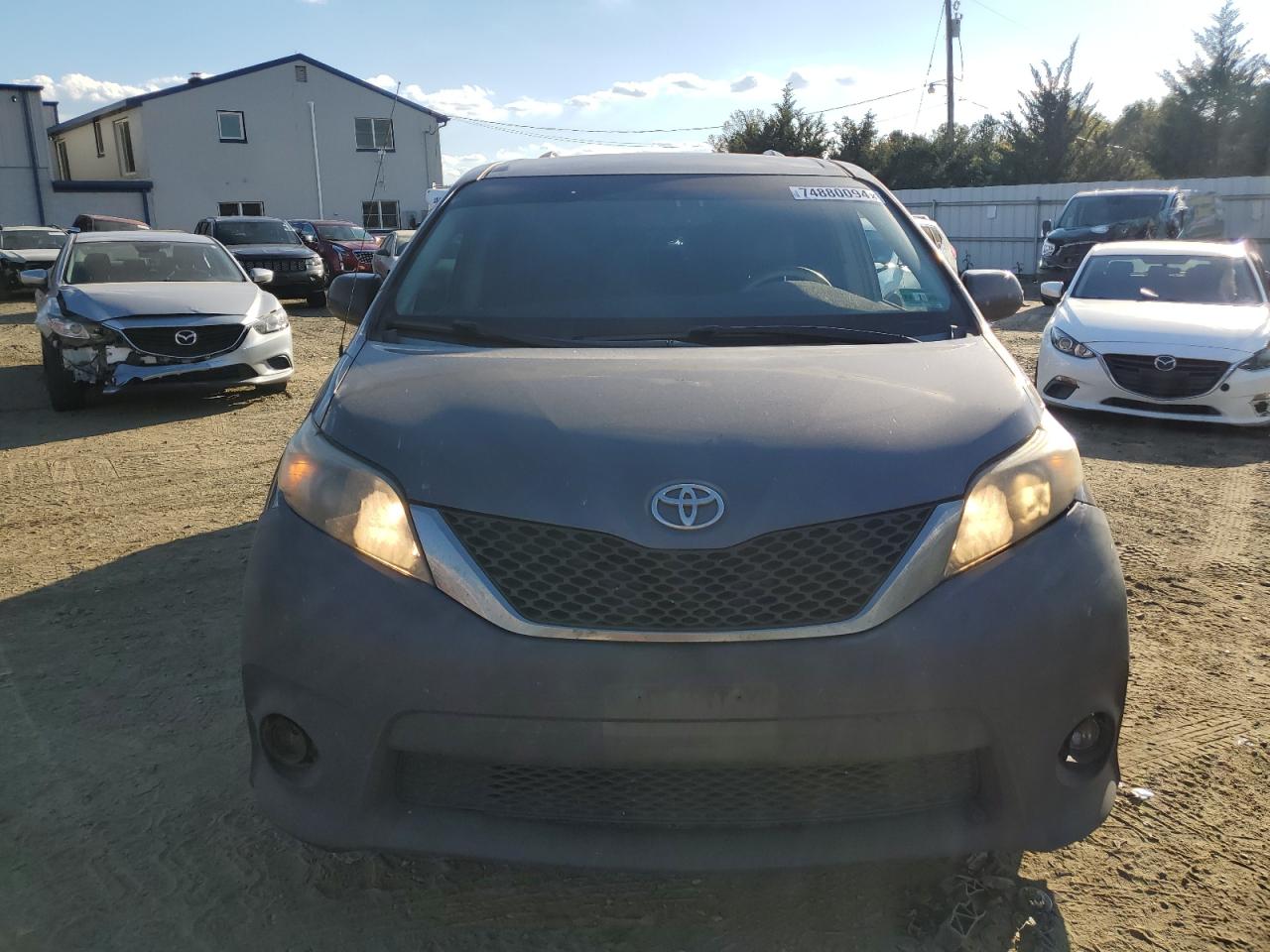 2013 Toyota Sienna - Image 5
