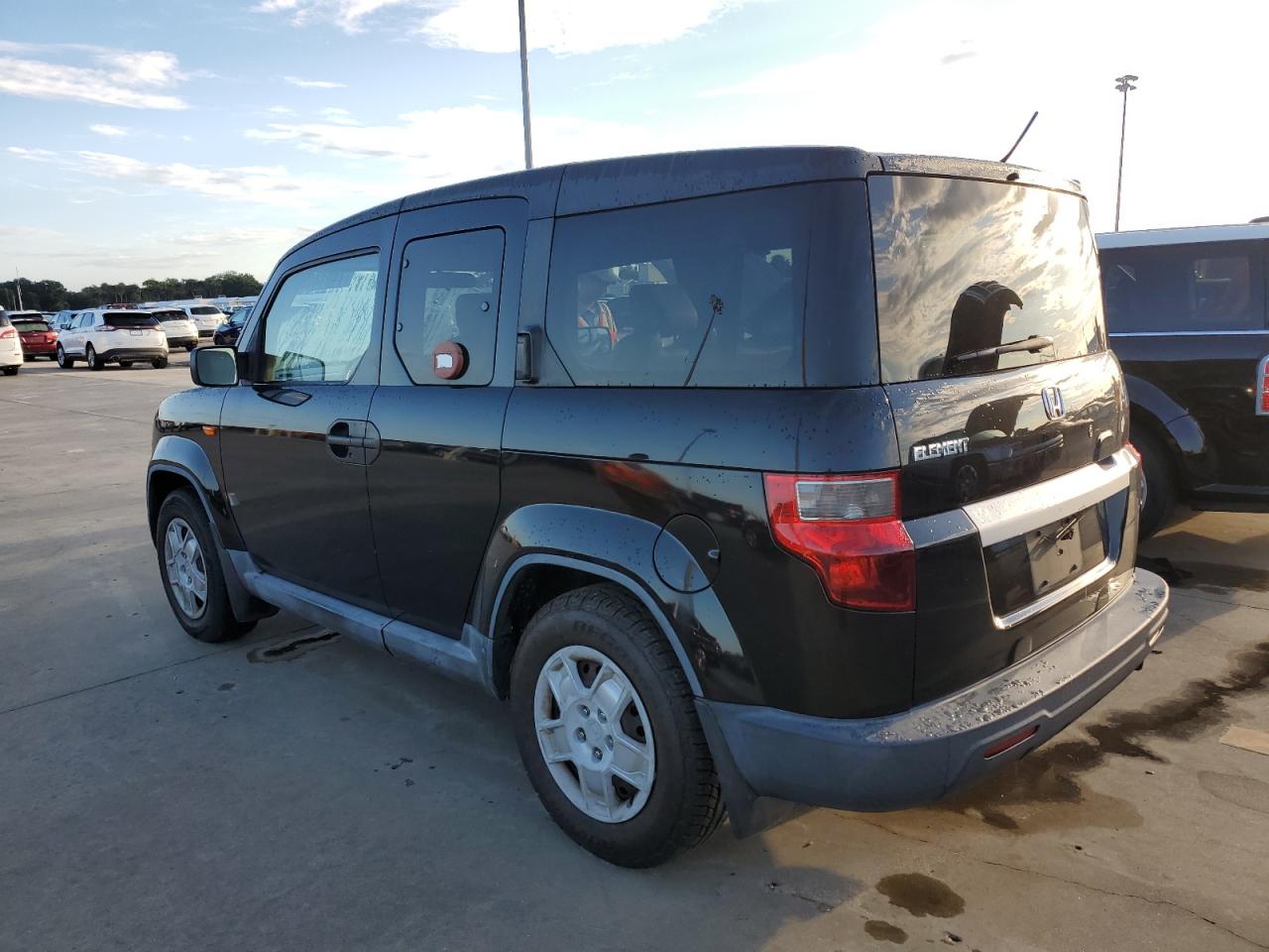 2009 Honda Element - Image 2