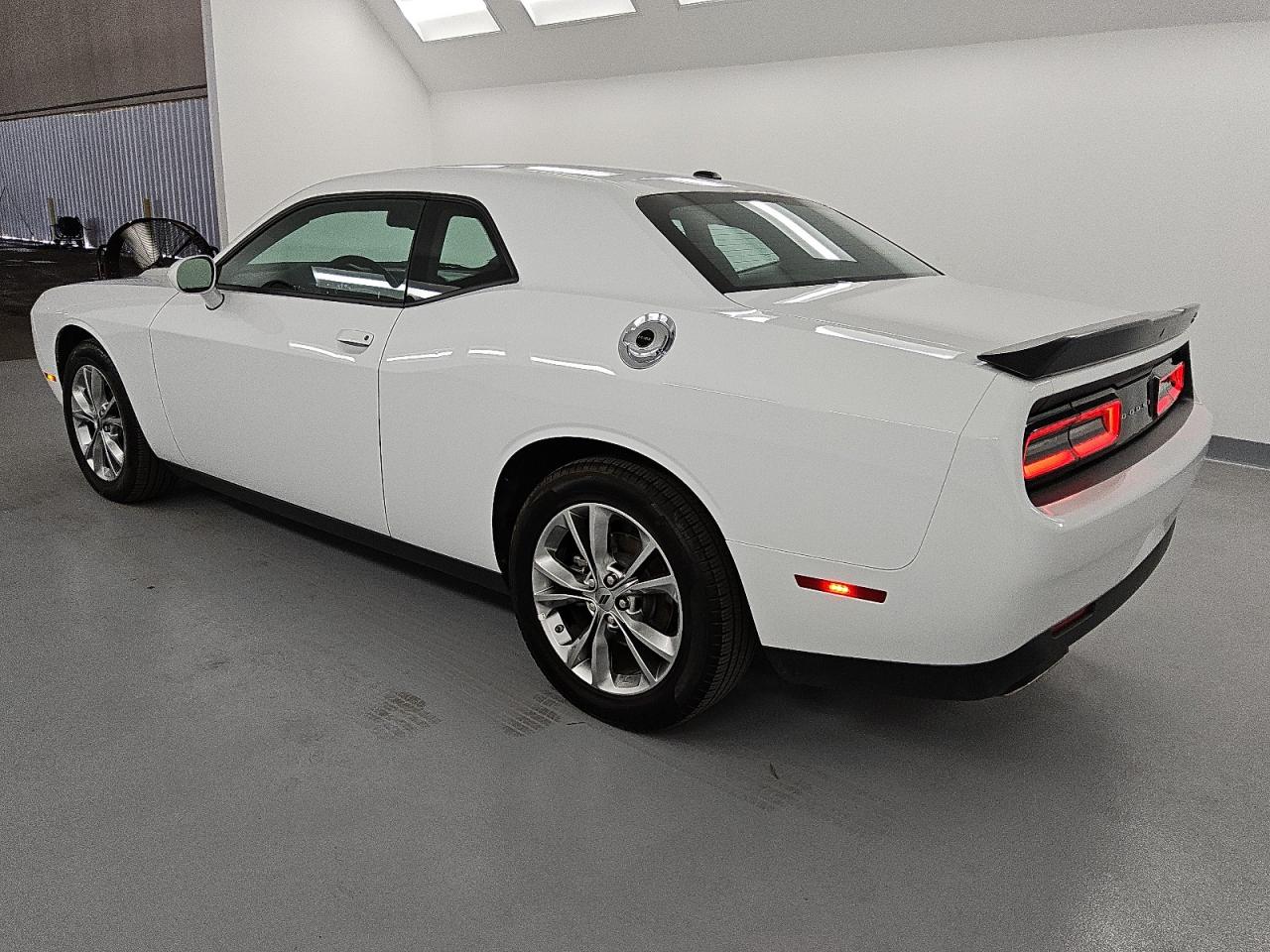 2C3CDZGG8PH697081 2023 Dodge Challenger Sxt