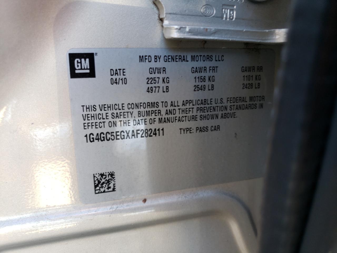 2010 Buick LaCrosse - Image 12