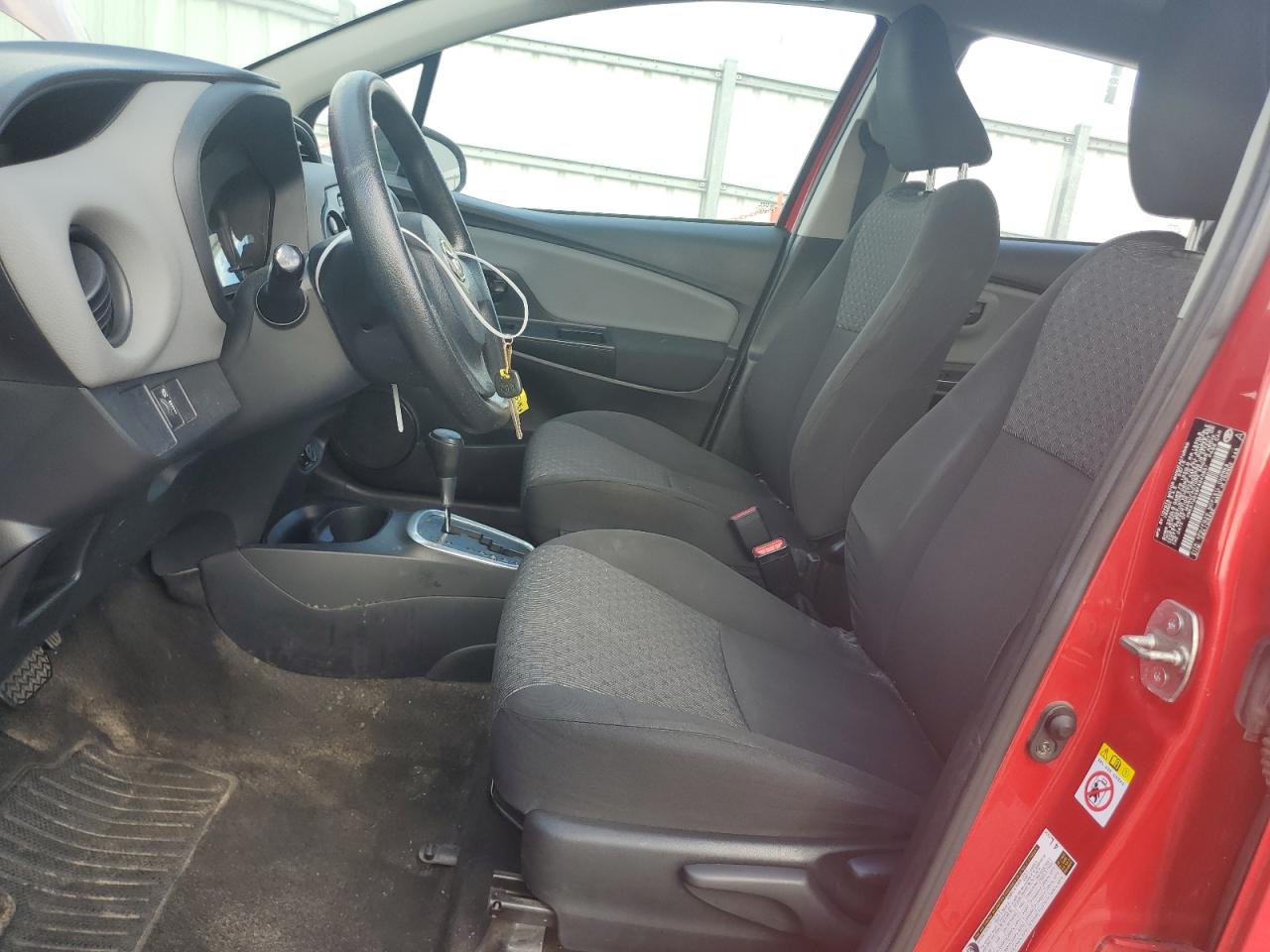 VNKKTUD38FA043801 2015 Toyota Yaris