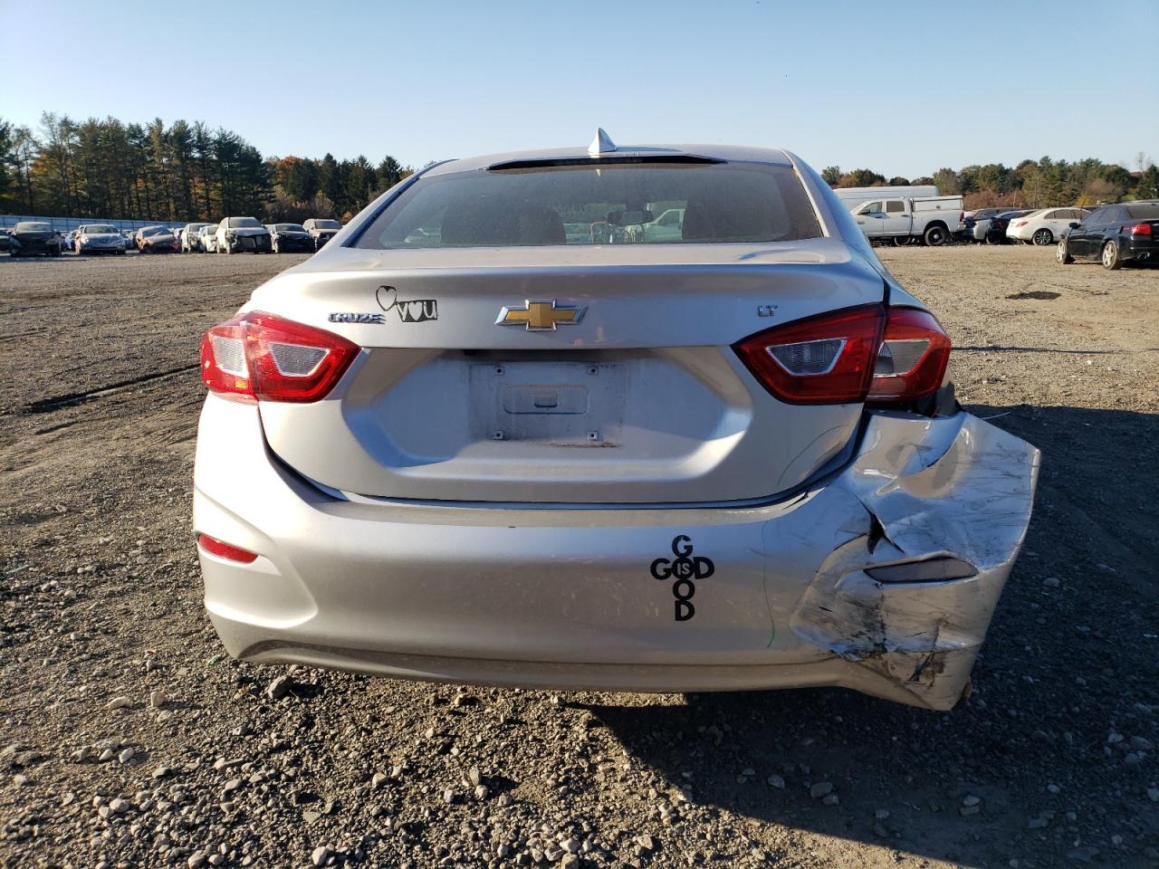 2017 Chevrolet Cruze Lt VIN: 1G1BE5SM0H7103213 Lot: 76102124