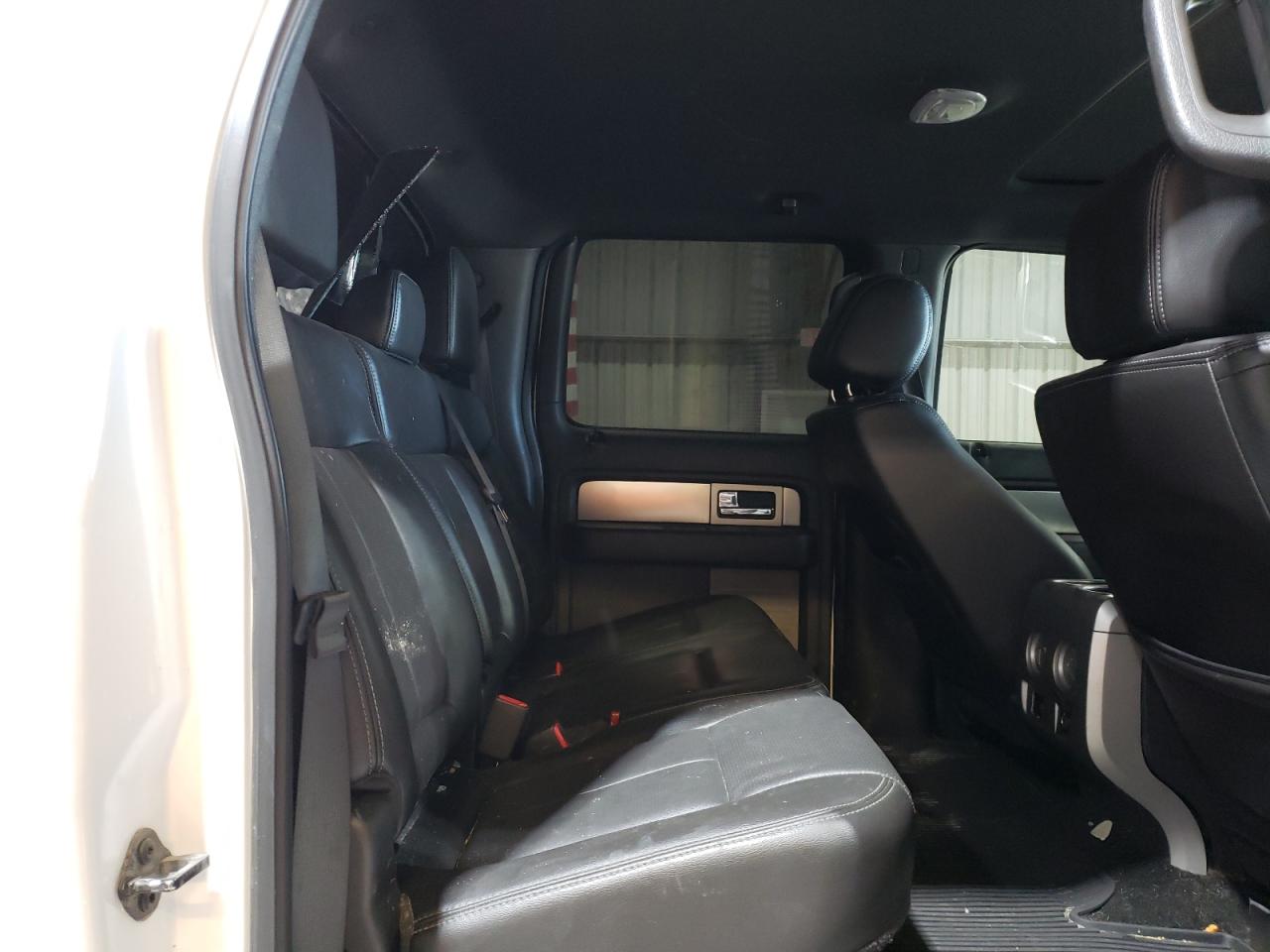 2014 Ford F-150 - Image 10