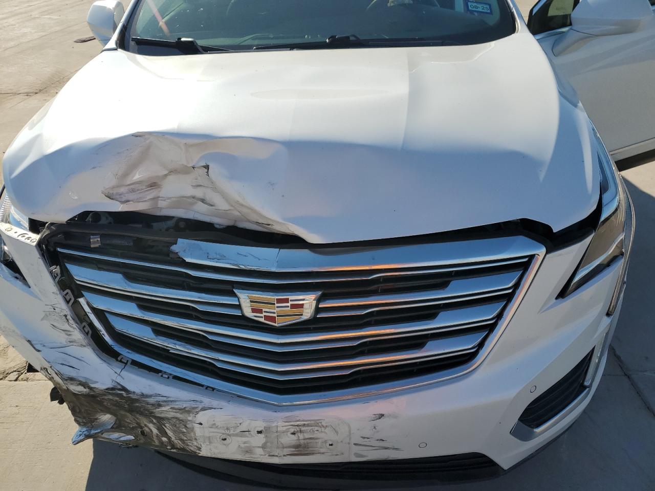 VIN 1GYKNCRS6HZ298653 2017 CADILLAC XT5 no.12