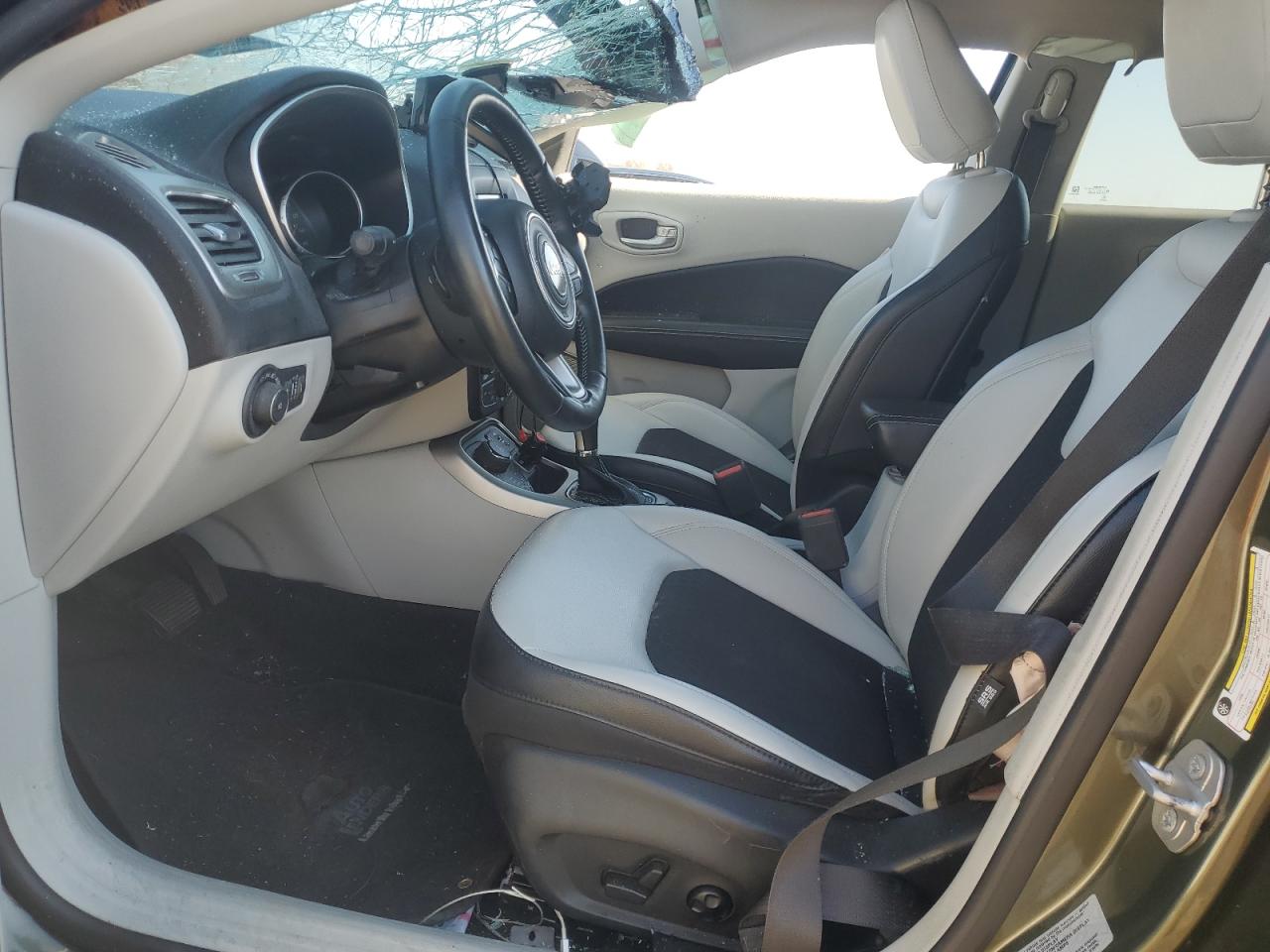 2018 Jeep Compass - Image 7