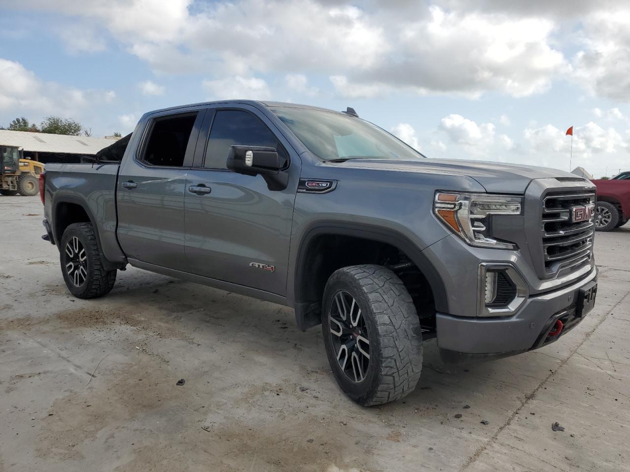 2022 GMC Sierra - Image 4