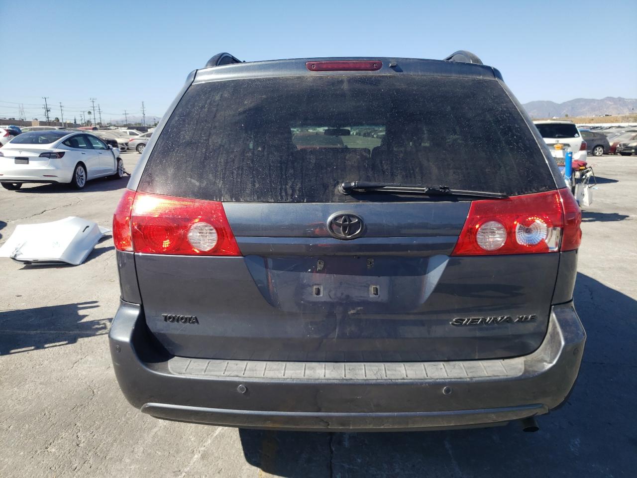 2010 Toyota Sienna Xle VIN: 5TDYK4CCXAS327756 Lot: 77459304