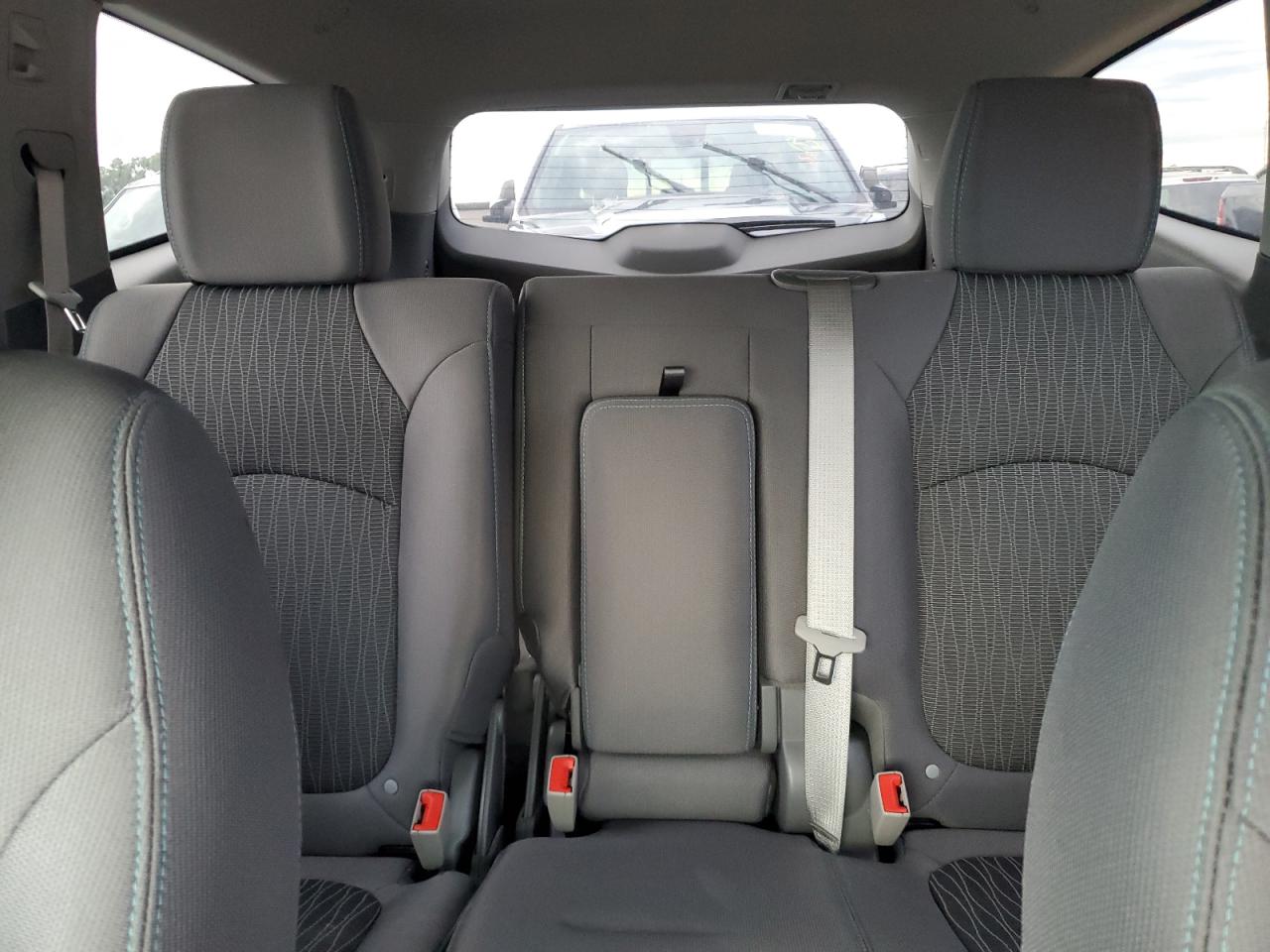 2017 Chevrolet Traverse - Image 10