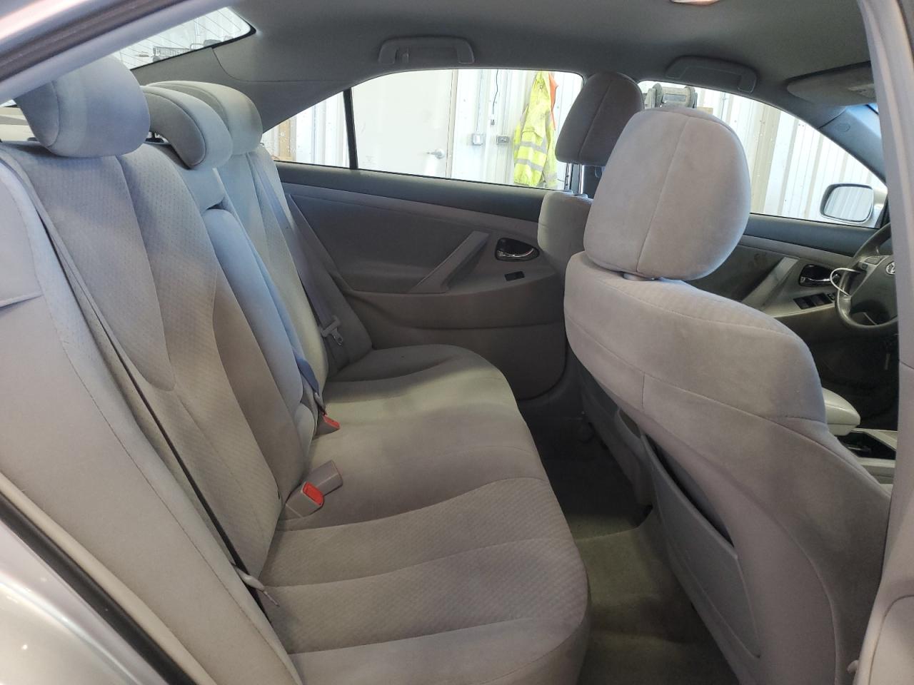 2008 Toyota Camry - Image 10