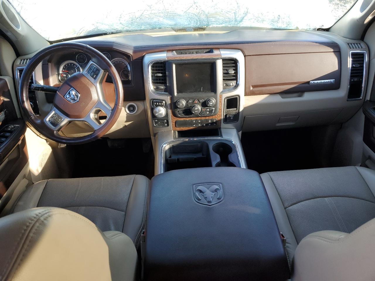 1C6RR7NM3HS875615 2017 Ram 1500 Laramie