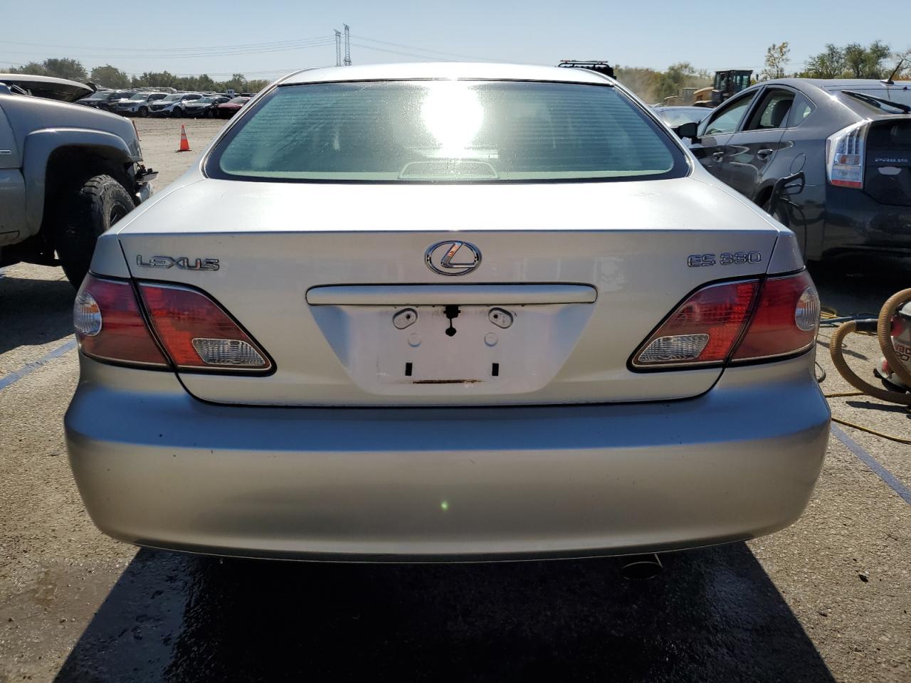 2004 Lexus Es 330 VIN: JTHBA30G240011381 Lot: 74977654