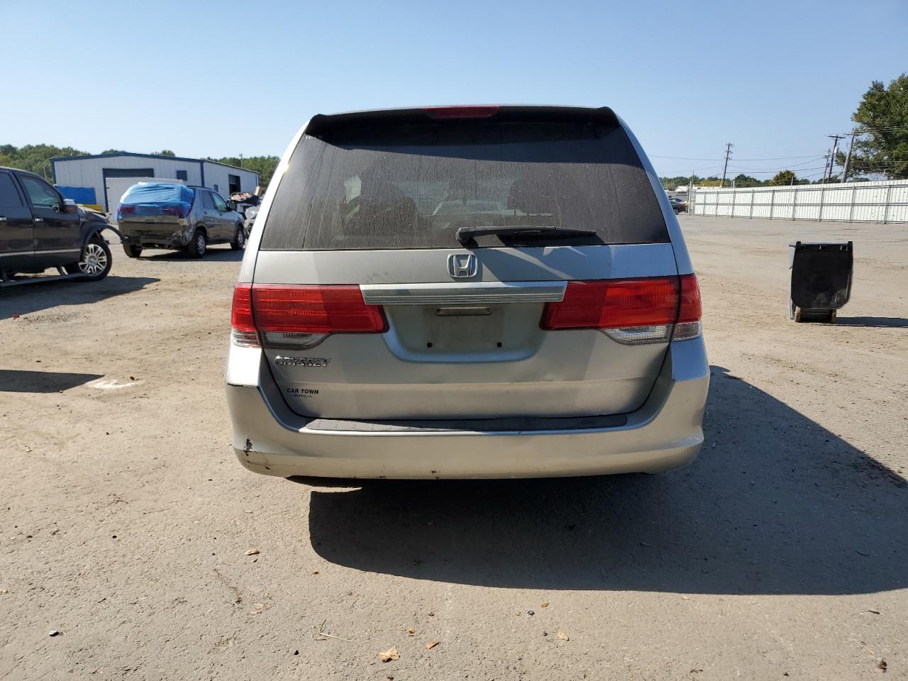 2009 Honda Odyssey Lx VIN: 5FNRL38299B058306 Lot: 75496054