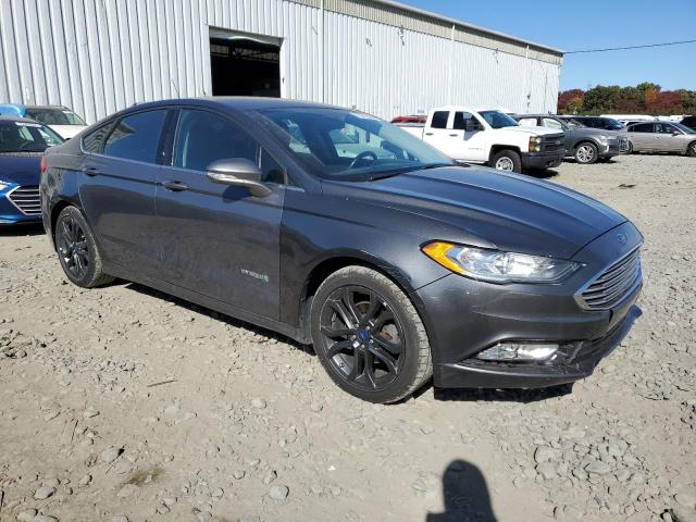  FORD FUSION 2018 Серый