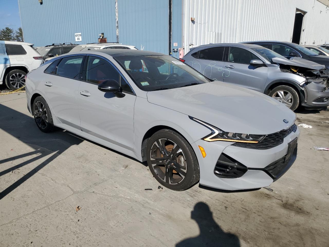 2021 Kia K5 - Image 4