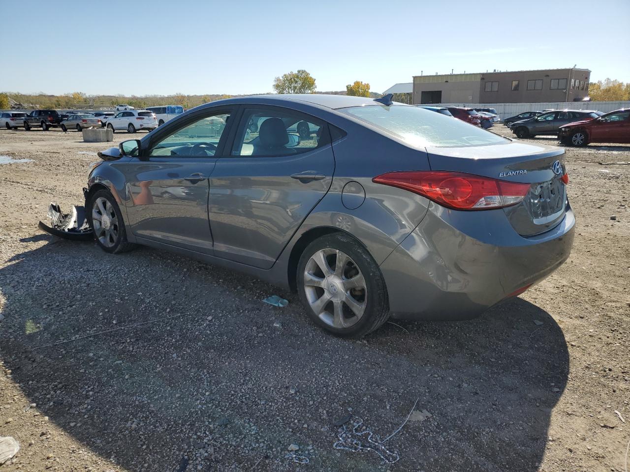 2013 Hyundai Elantra - Image 2