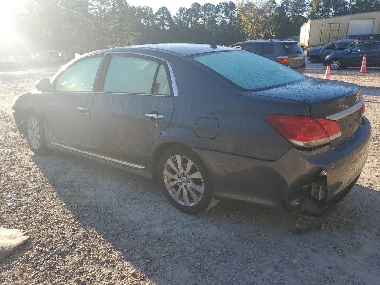 4T1BK3DB7BU433581 2011 Toyota Avalon Base