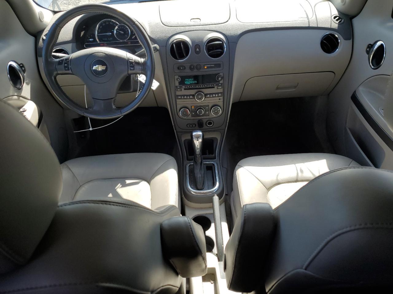 2011 Chevrolet HHR - Image 8