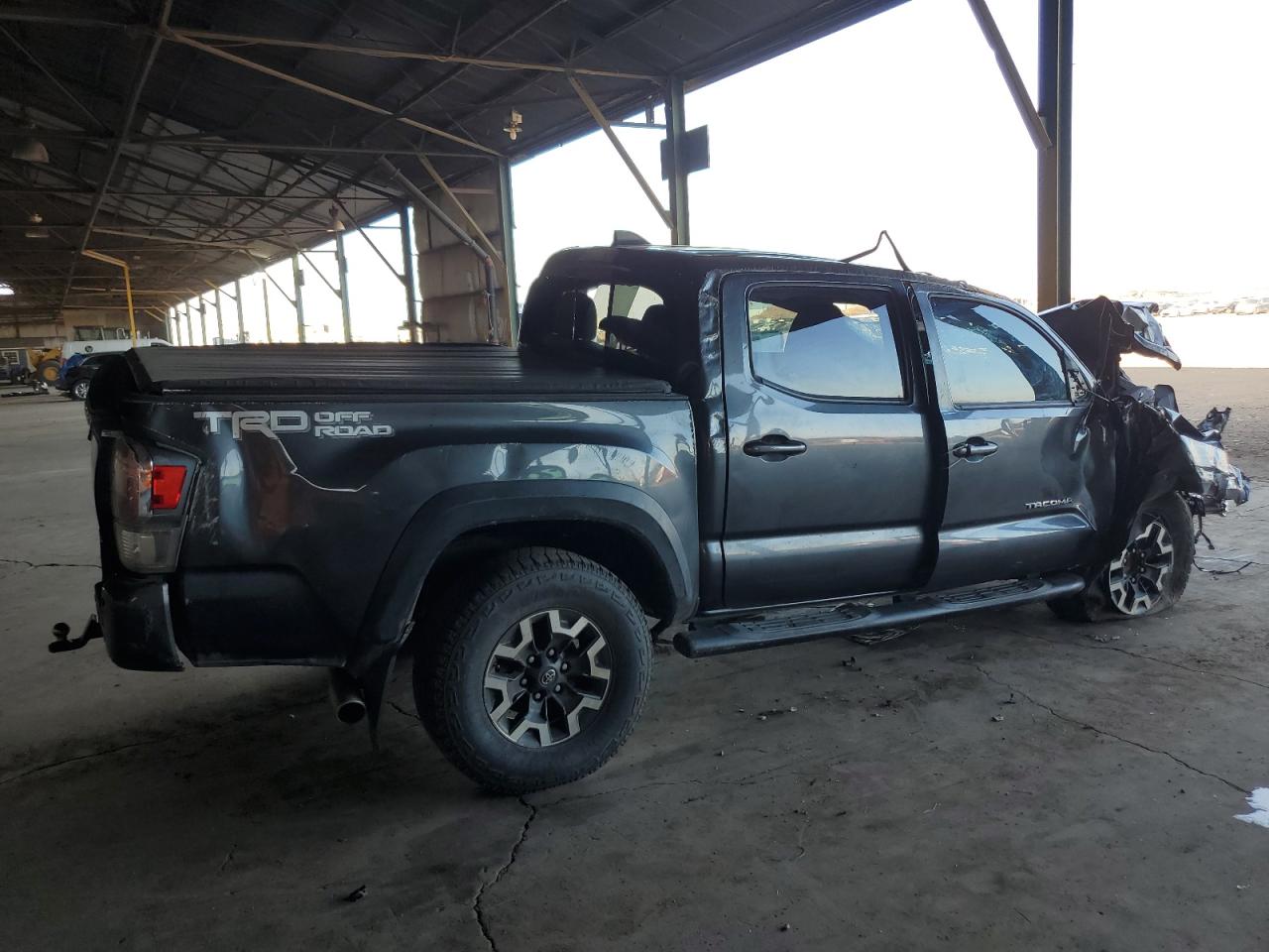 2021 Toyota Tacoma - Image 3