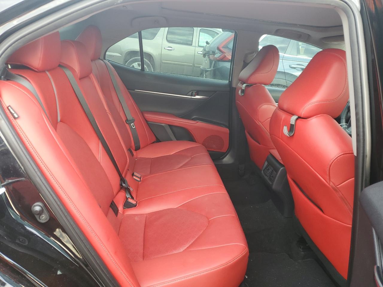 2022 Toyota Camry - Image 10