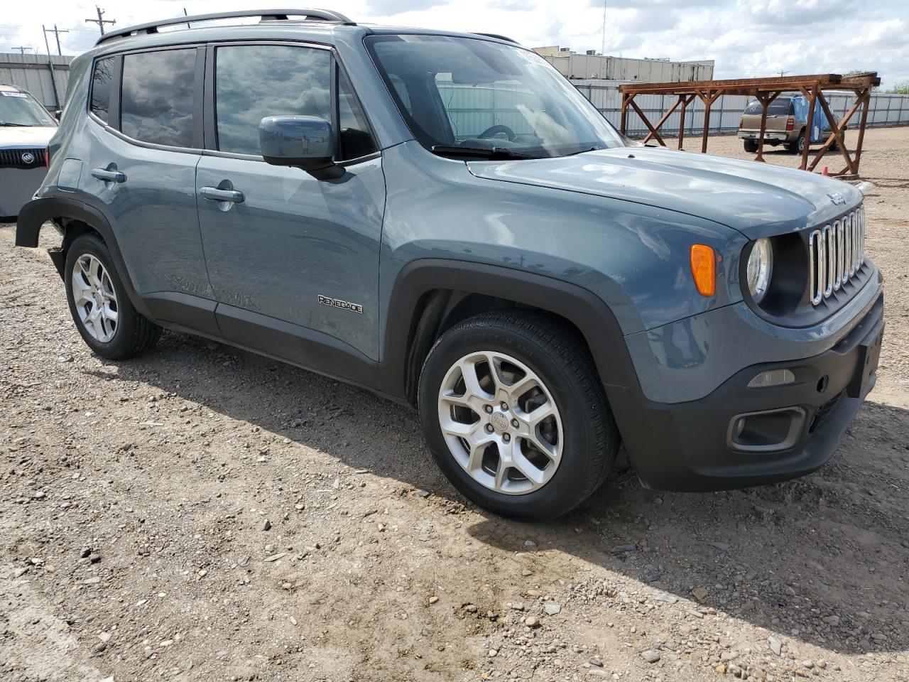 2018 Jeep Renegade - Image 4