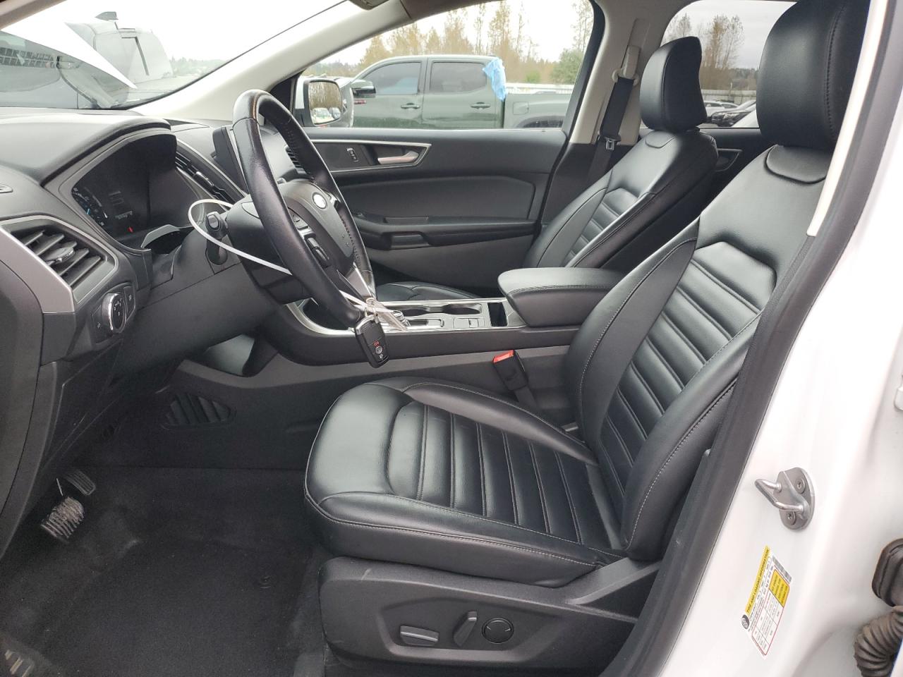 2023 Ford Edge - Image 7